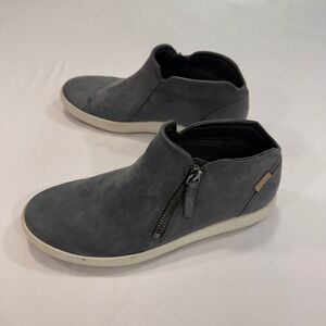 ECCO Soft 7 Tred Women 7-7.5 Grey Nubuck Leather Side Zip Sneaker | Gorpcore